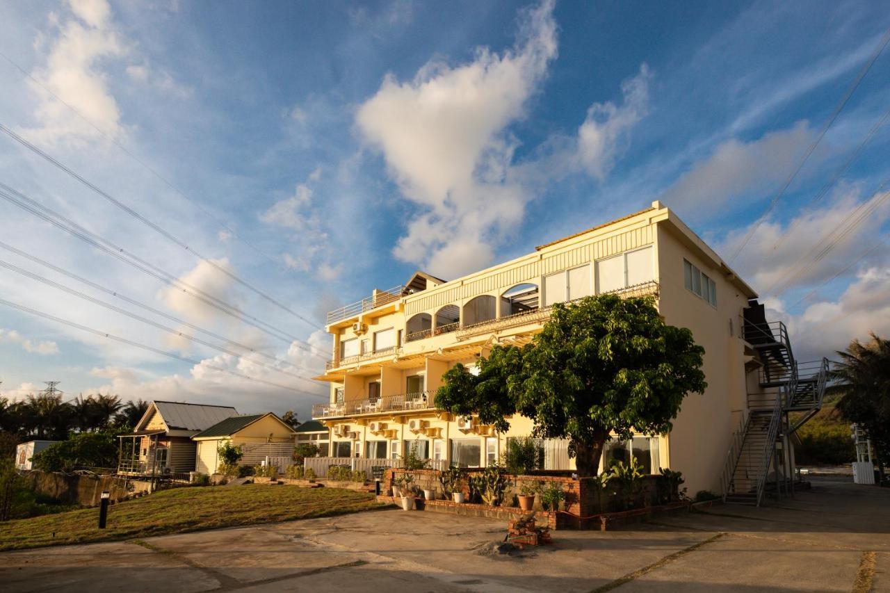 墾丁戀戀星辰湖畔莊園 星辰館 Hotel Longshui Exterior photo
